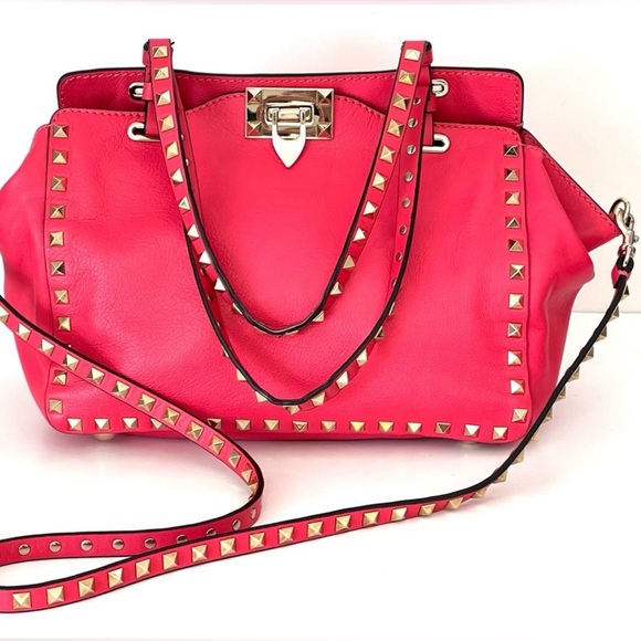 Valentino Garavani Handbags - Valentino Garavani Pink Studded Shoulder Bag EUC